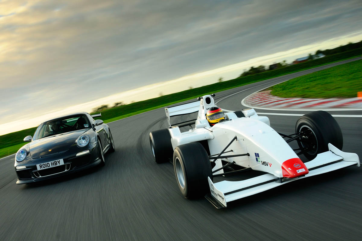 Formula 2 car v Porsche 911 GT3 RS
