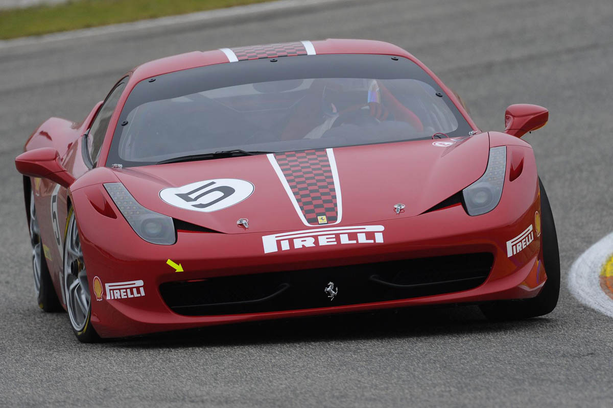 Ferrari 458 Challenge supercar