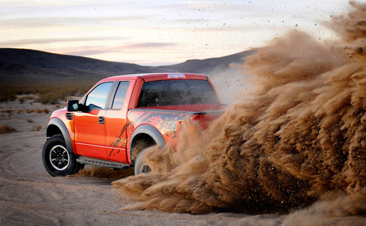 Ford F-150 SVT Raptor pick up review