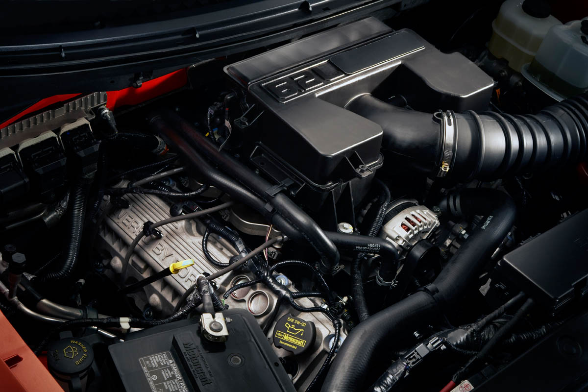Ford F-150 SVT Raptor pick up review
