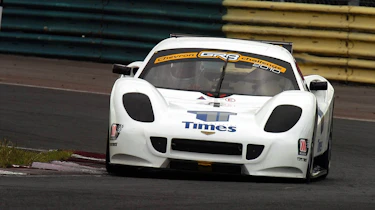 Chevron GR8 racing car review