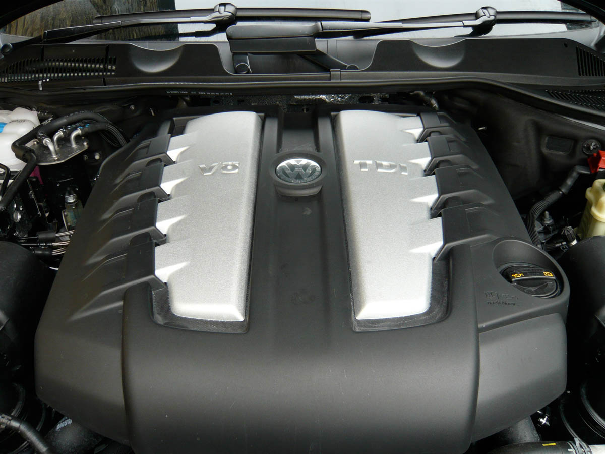 VW Touareg V8 TDI review