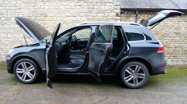 VW Touareg V8 TDI review
