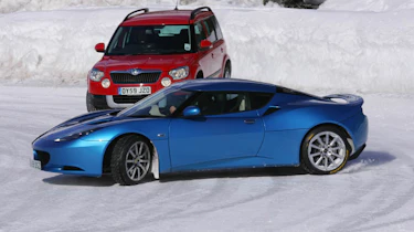 Skoda Yeti meets Lotus Evora in snow