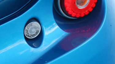 Skoda Yeti meets Lotus Evora in snow