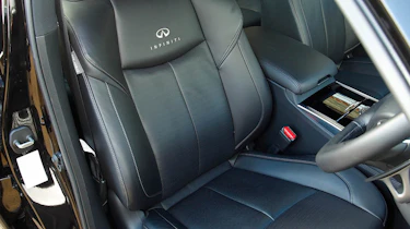 Infiniti M37s saloon review