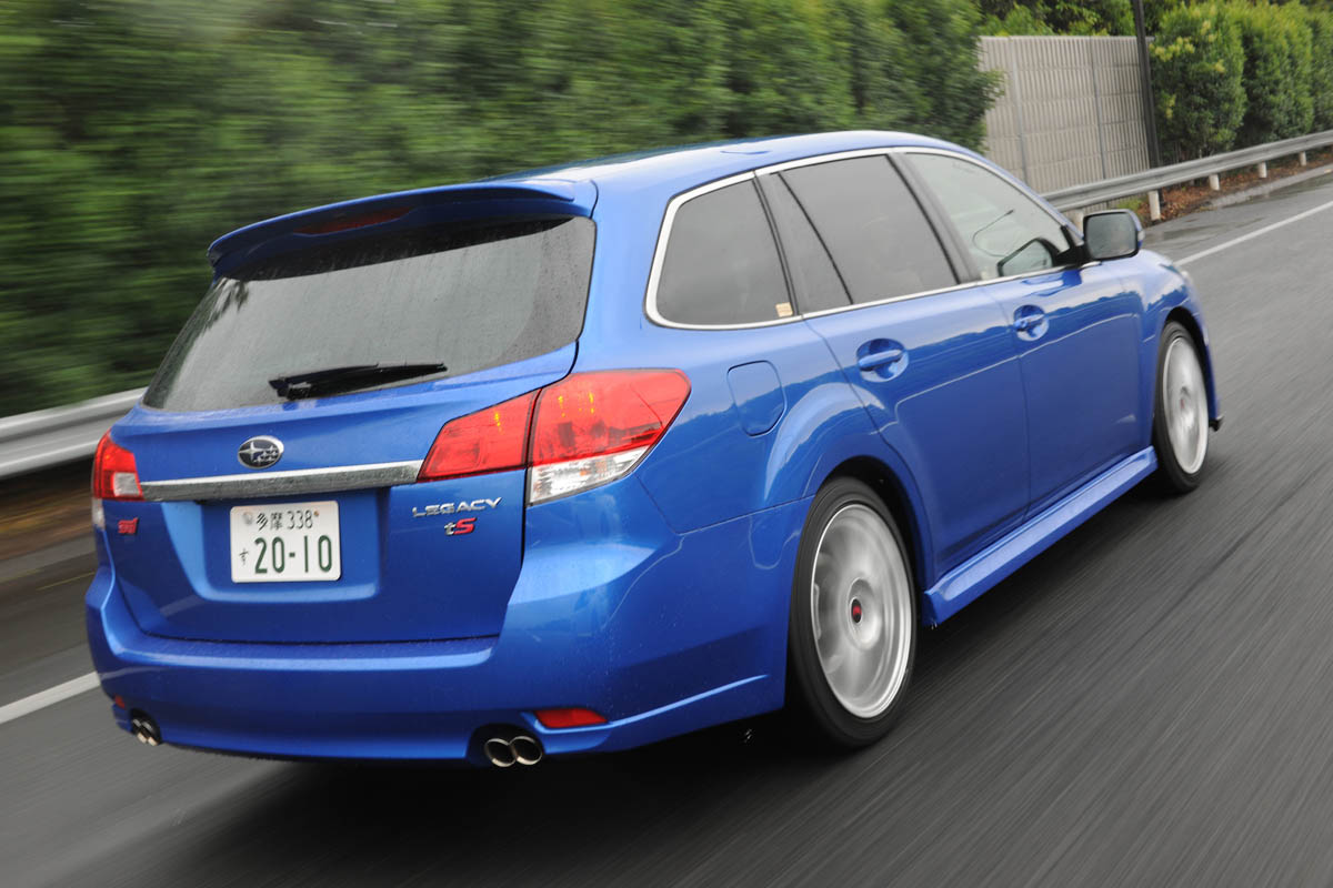 Subaru Legacy 2.5GT tS review