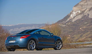 Peugeot RCZ 1.6 THP 200 sports coupe review