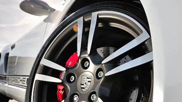 Porsche Boxter Spyder v Ferrari 360 Spider