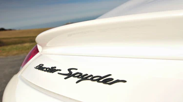 Porsche Boxter Spyder v Ferrari 360 Spider