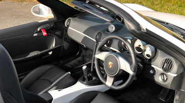 Porsche Boxter Spyder v Ferrari 360 Spider