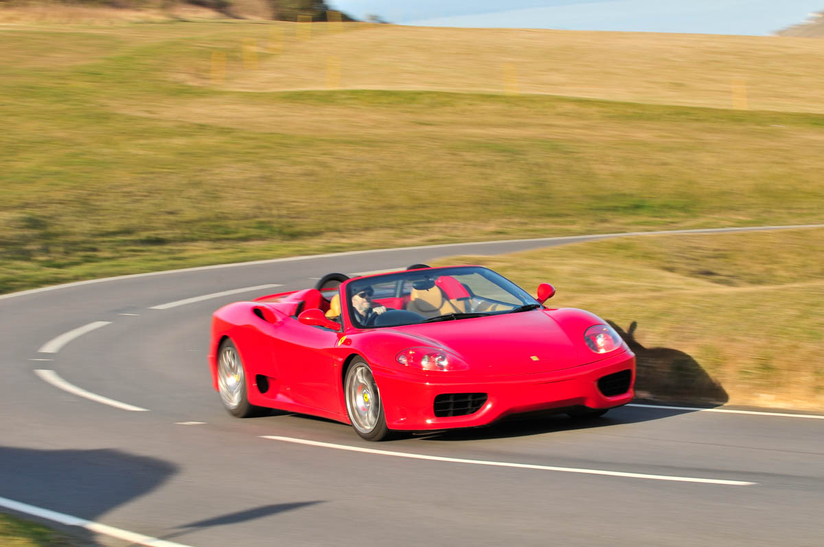 Porsche Boxter Spyder v Ferrari 360 Spider