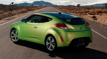 Hyundai Veloster coupe revealed