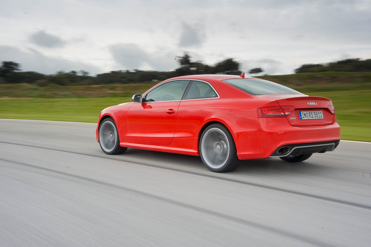 Audi RS5 quattro coupe review