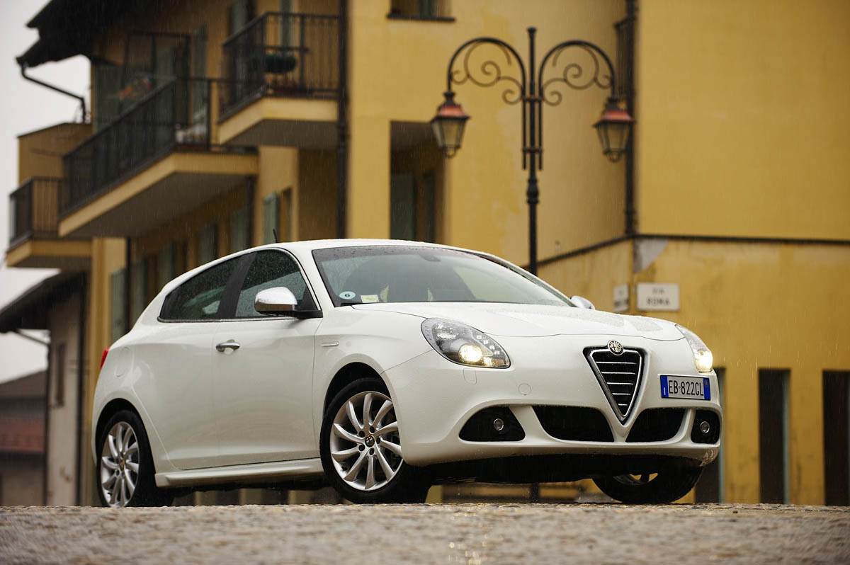 Alfa Romeo Giulietta 1.4 MultiAir review