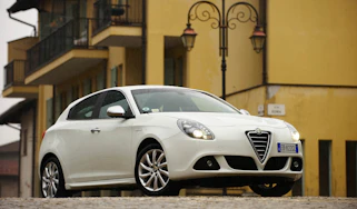 Alfa Romeo Giulietta 1.4 MultiAir review