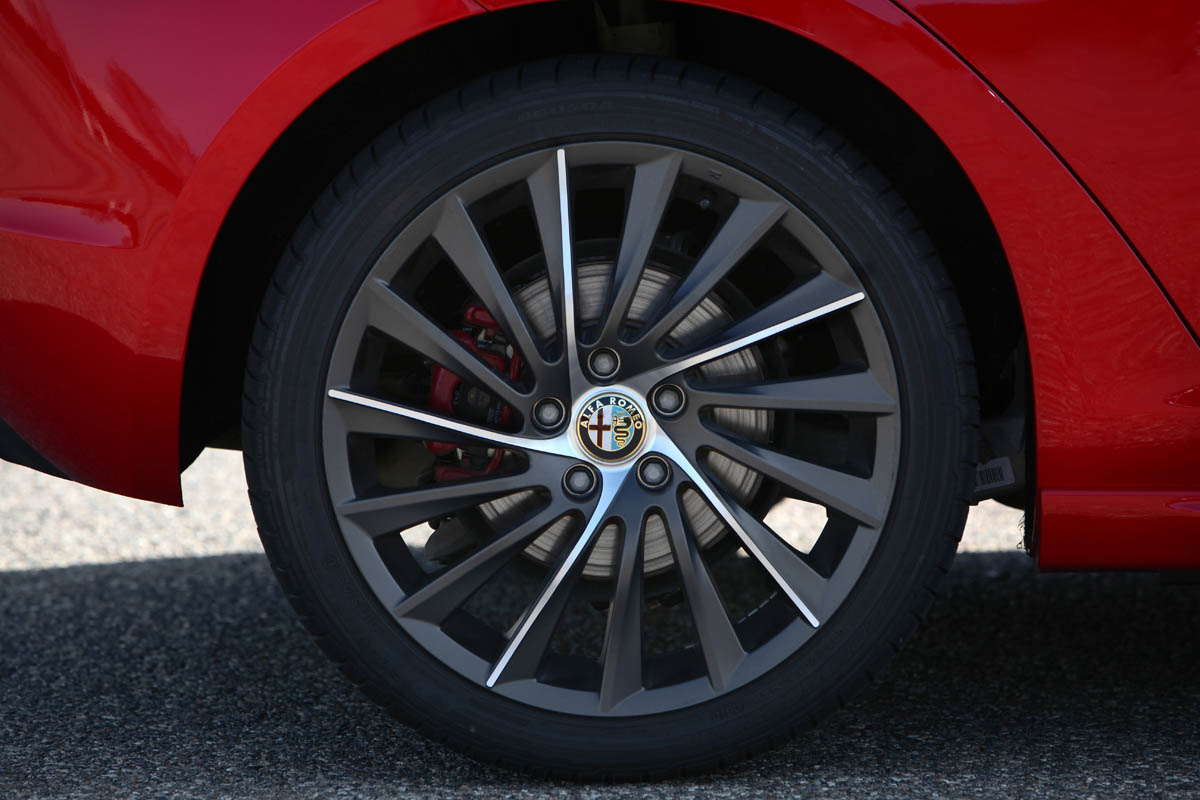 Alfa Romeo Giulietta Cloverleaf review