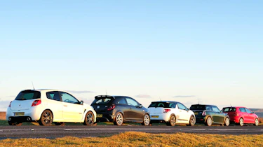 Citroen DS3 Racing v hot hatch rivals video