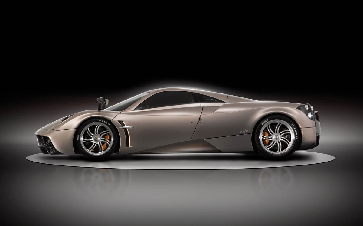 New 700bhp Pagani Huayra