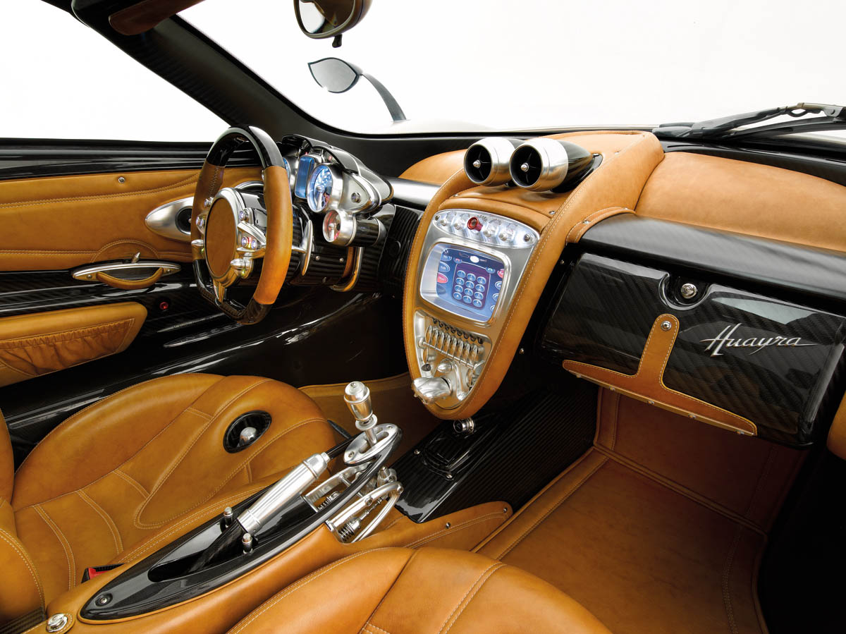 New 700bhp Pagani Huayra
