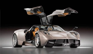 New 700bhp Pagani Huayra