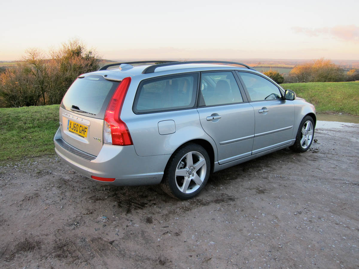 Volvo V50 DrivE review