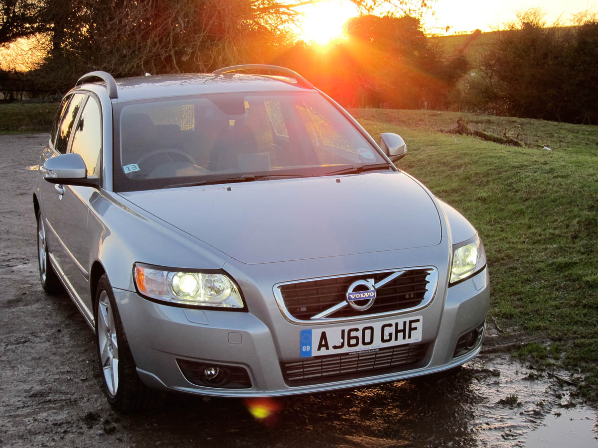 Volvo V50 DrivE review