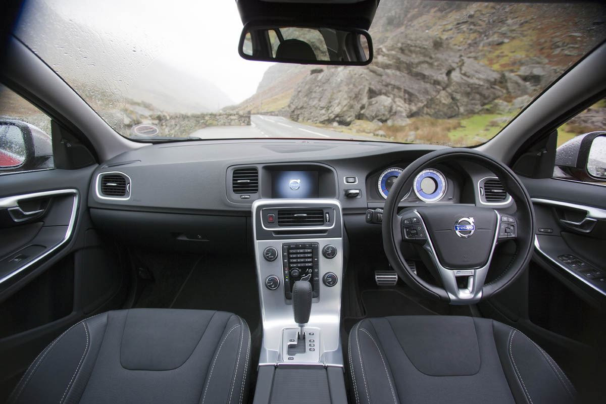 Volvo S60 T5