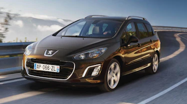 New Peugeot 308 hatchback revealed