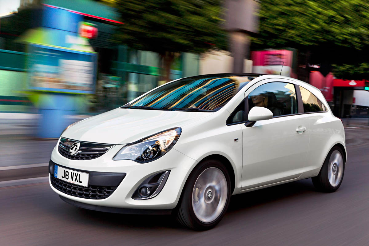 New Vauxhall VXR8 in showrooms
