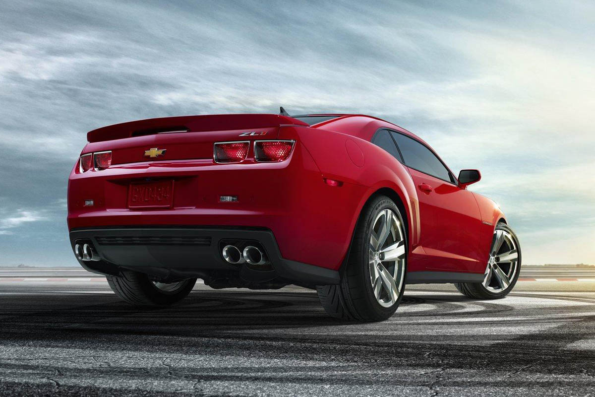 Chevrolet Camaro ZL1 revealed