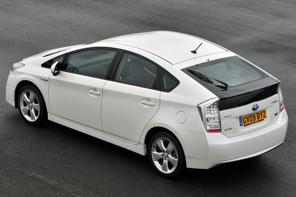 Toyota Prius T Spirit 1.8 auto review
