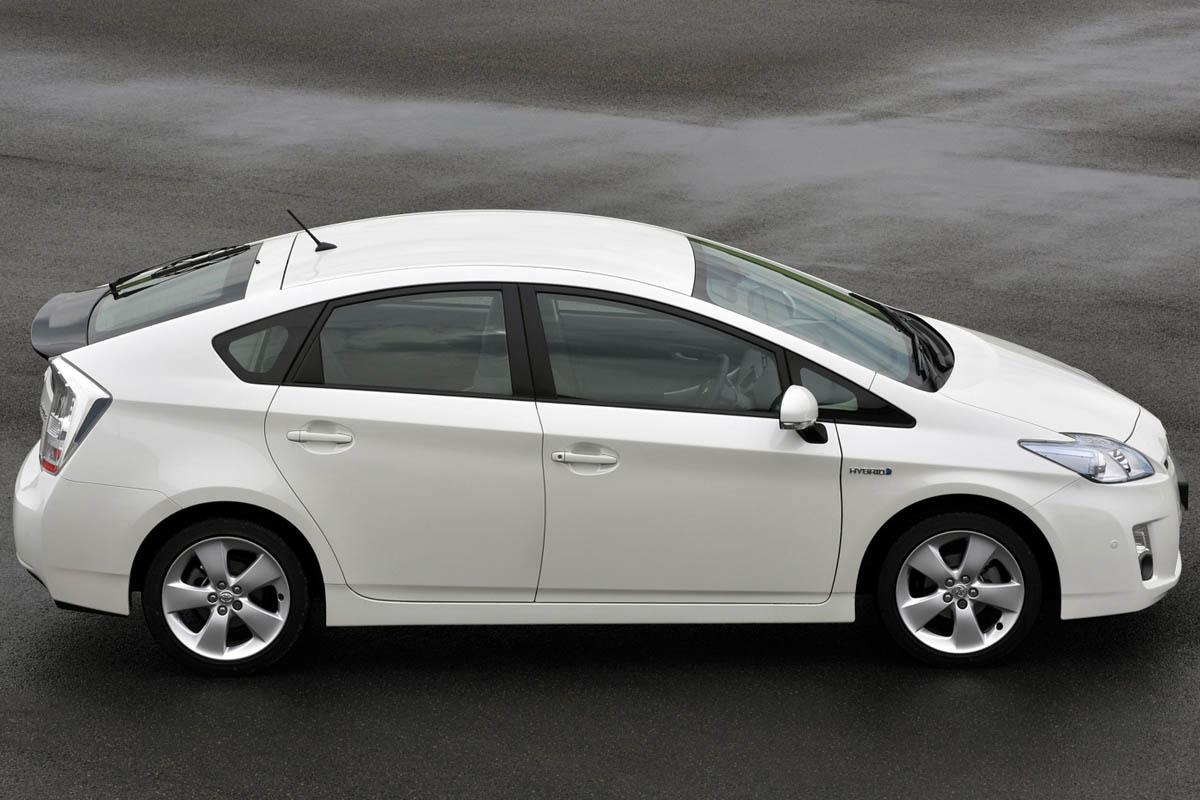 Toyota Prius T Spirit 1.8 auto review