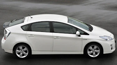 Toyota Prius T Spirit 1.8 auto review