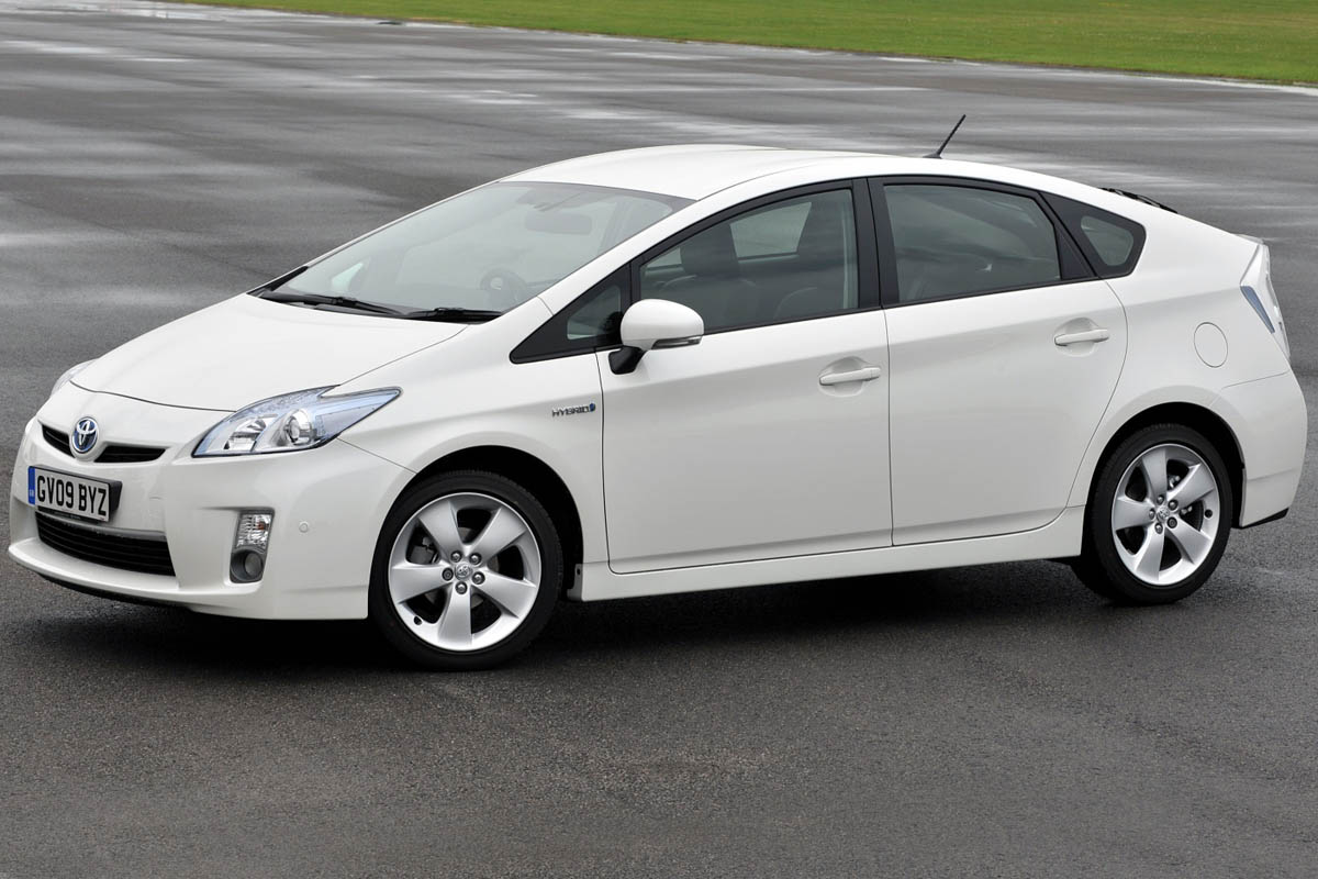 Toyota Prius T Spirit 1.8 auto review