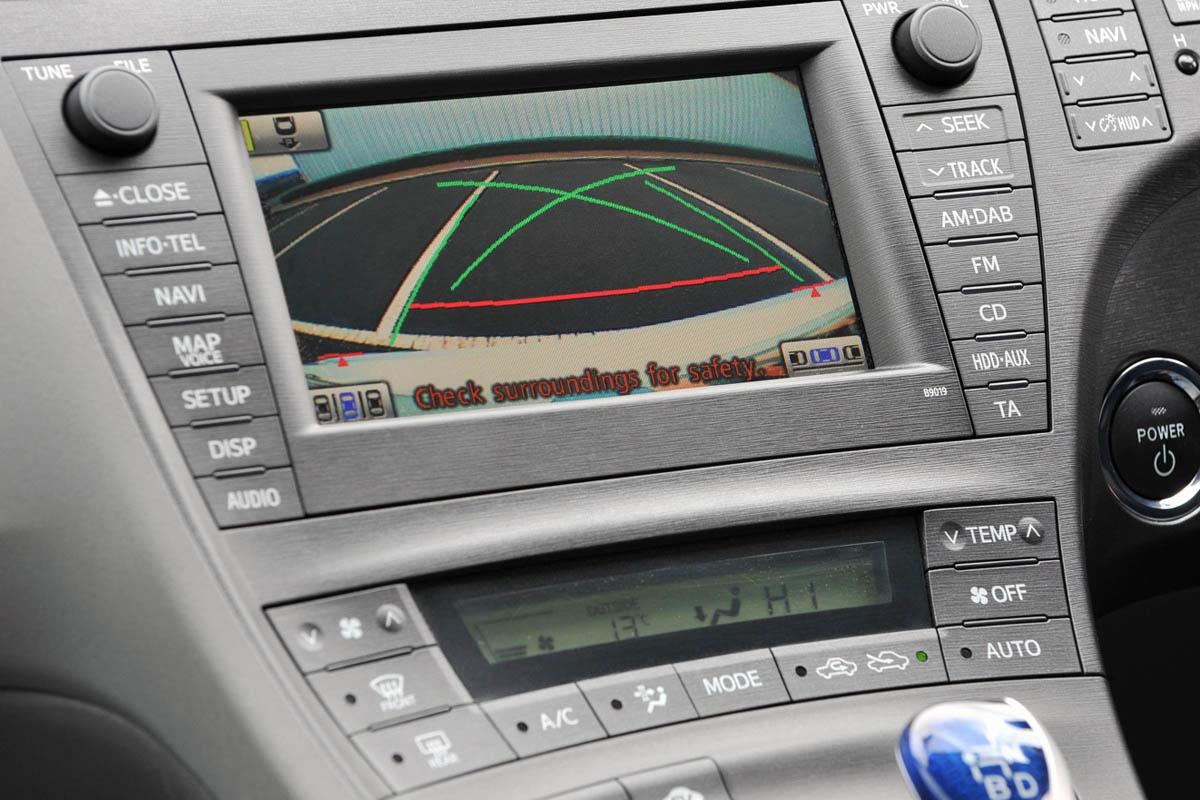 Toyota Prius T Spirit 1.8 auto review