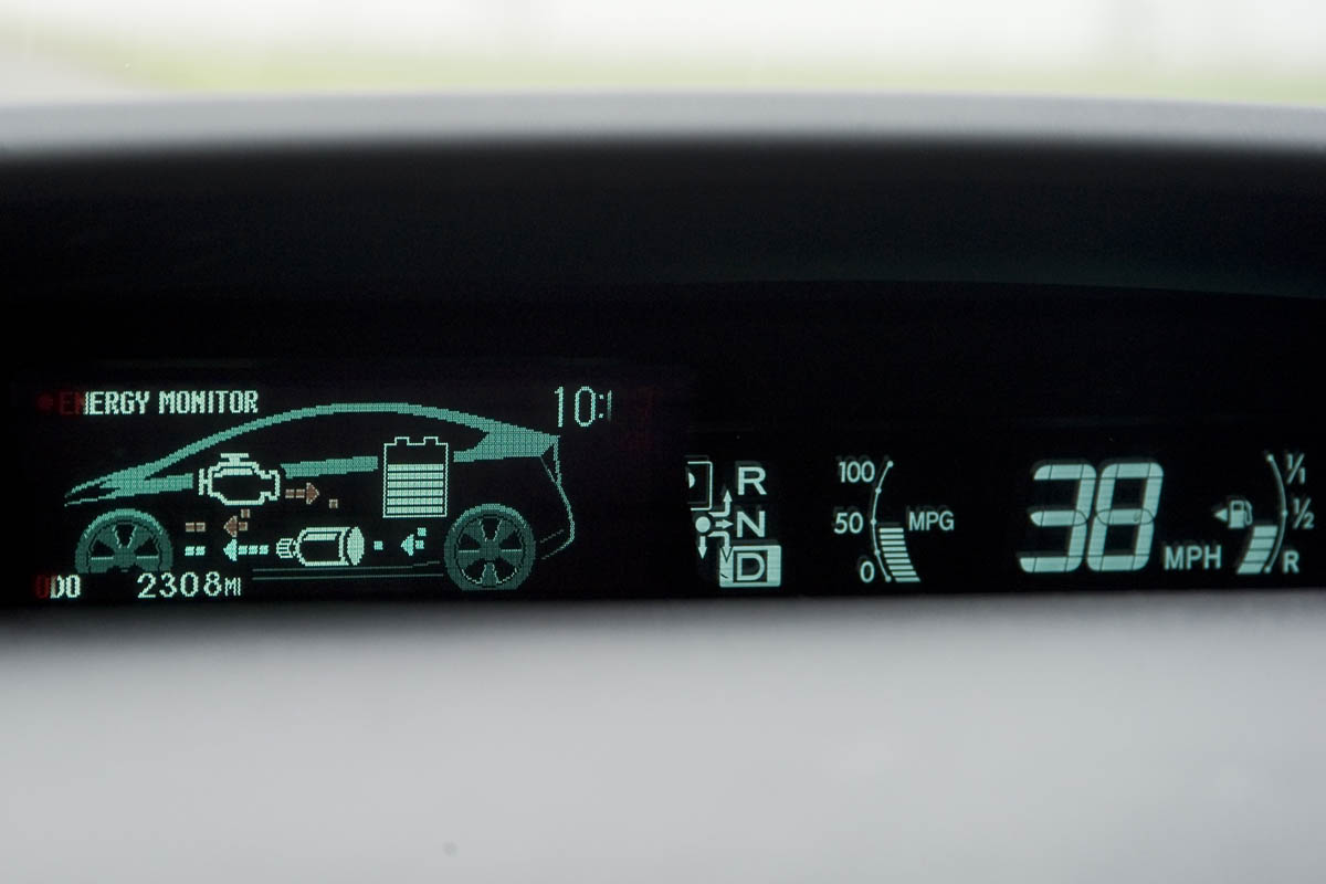 Toyota Prius T Spirit 1.8 auto review