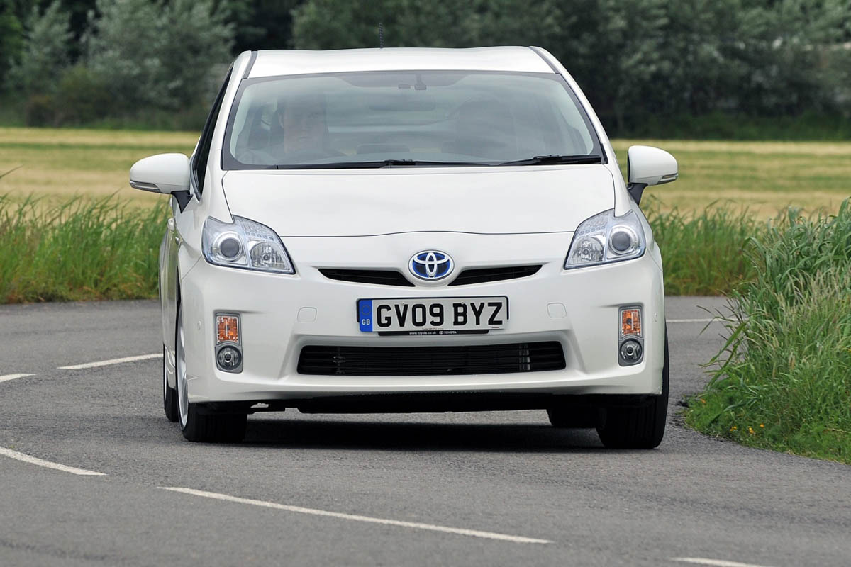 Toyota Prius T Spirit 1.8 auto review