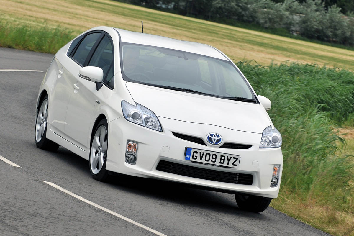 Toyota Prius T Spirit 1.8 auto review