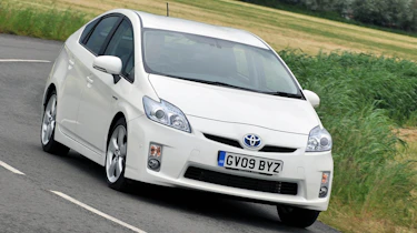 Toyota Prius T Spirit 1.8 auto review