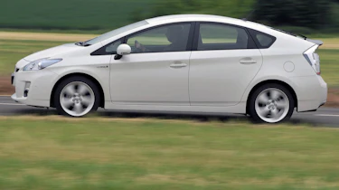 Toyota Prius T Spirit 1.8 auto review