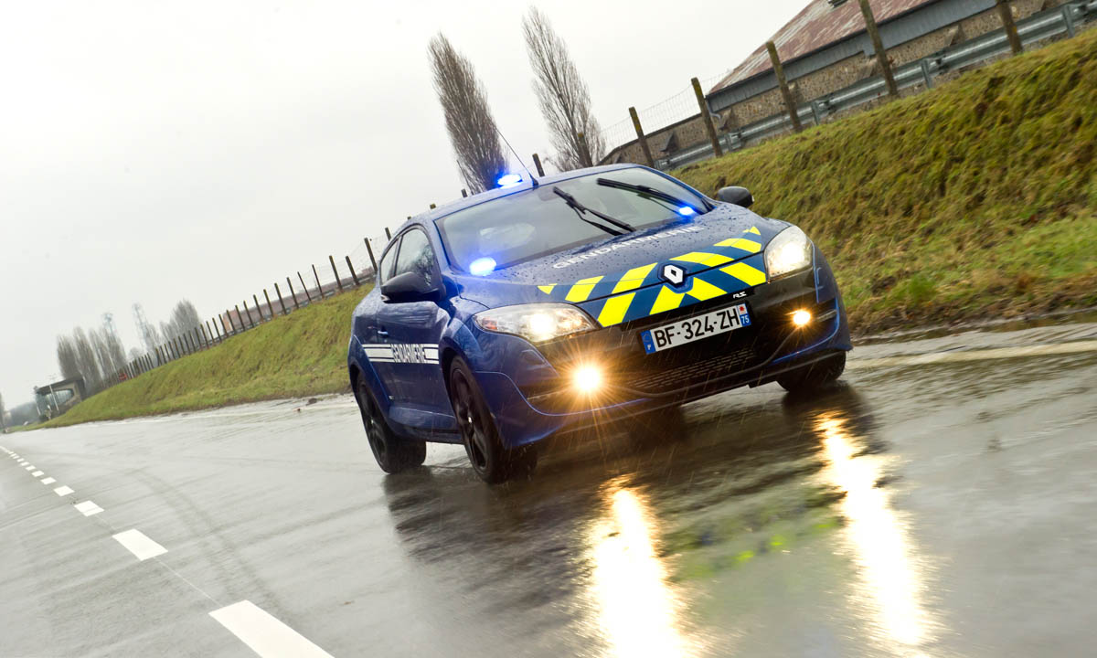 Police Renault Megane 250