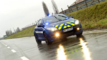 Police Renault Megane 250