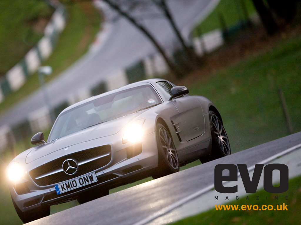 Mercedes SLS AMG