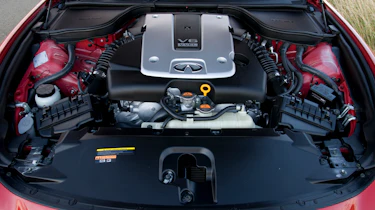 Infiniti G37S Coupe engine