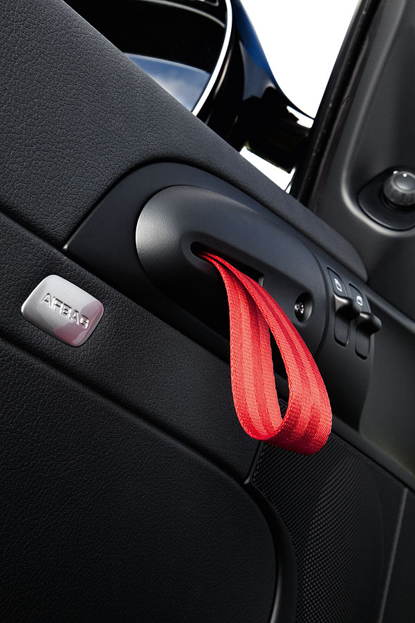 New Porsche Cayman R review