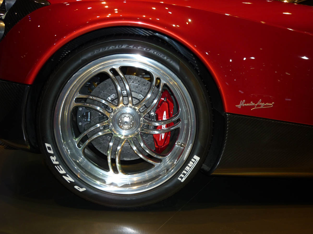 Geneva 2011: Pagani Huayra