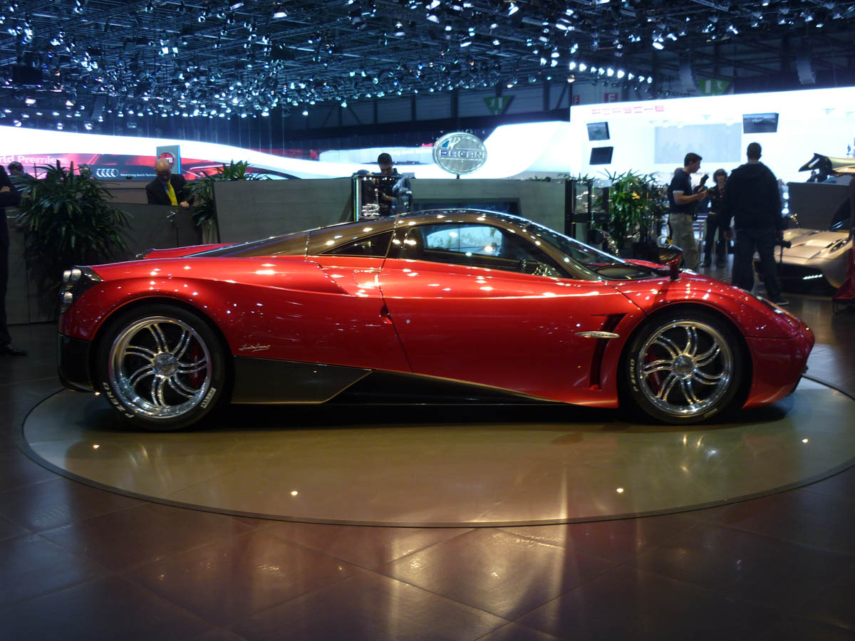 Geneva 2011: Pagani Huayra