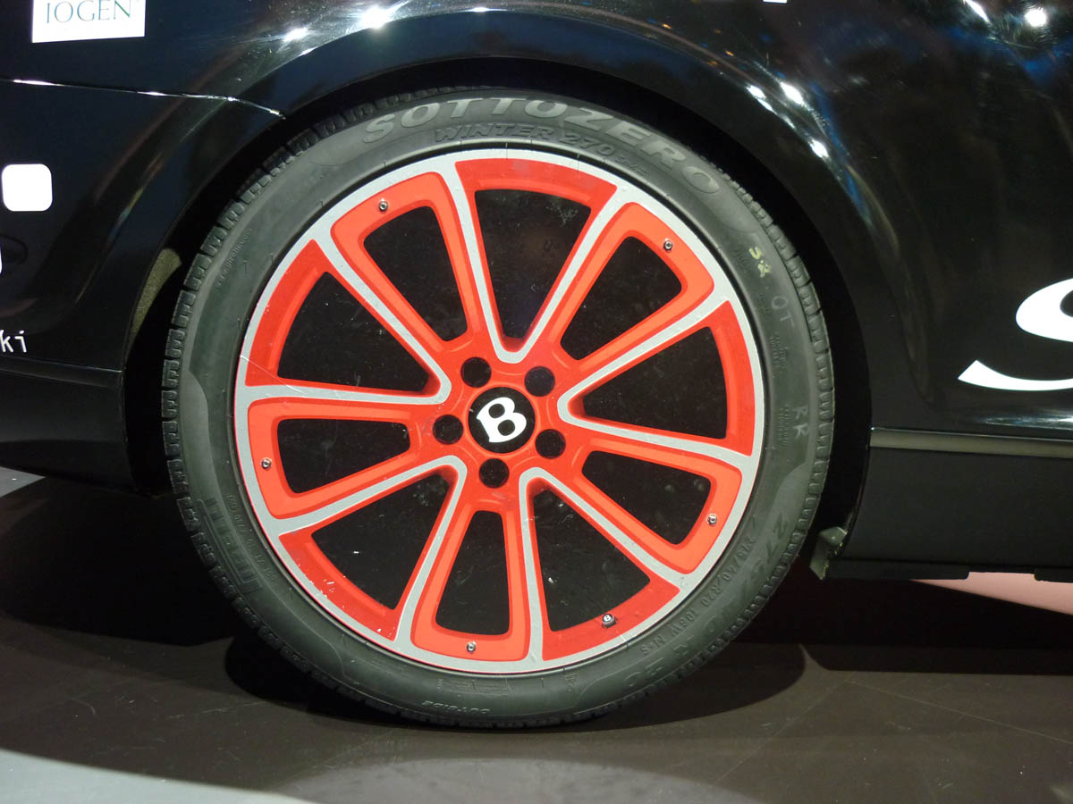 Geneva 2011: Bentley Continental GT SS ISR convertible