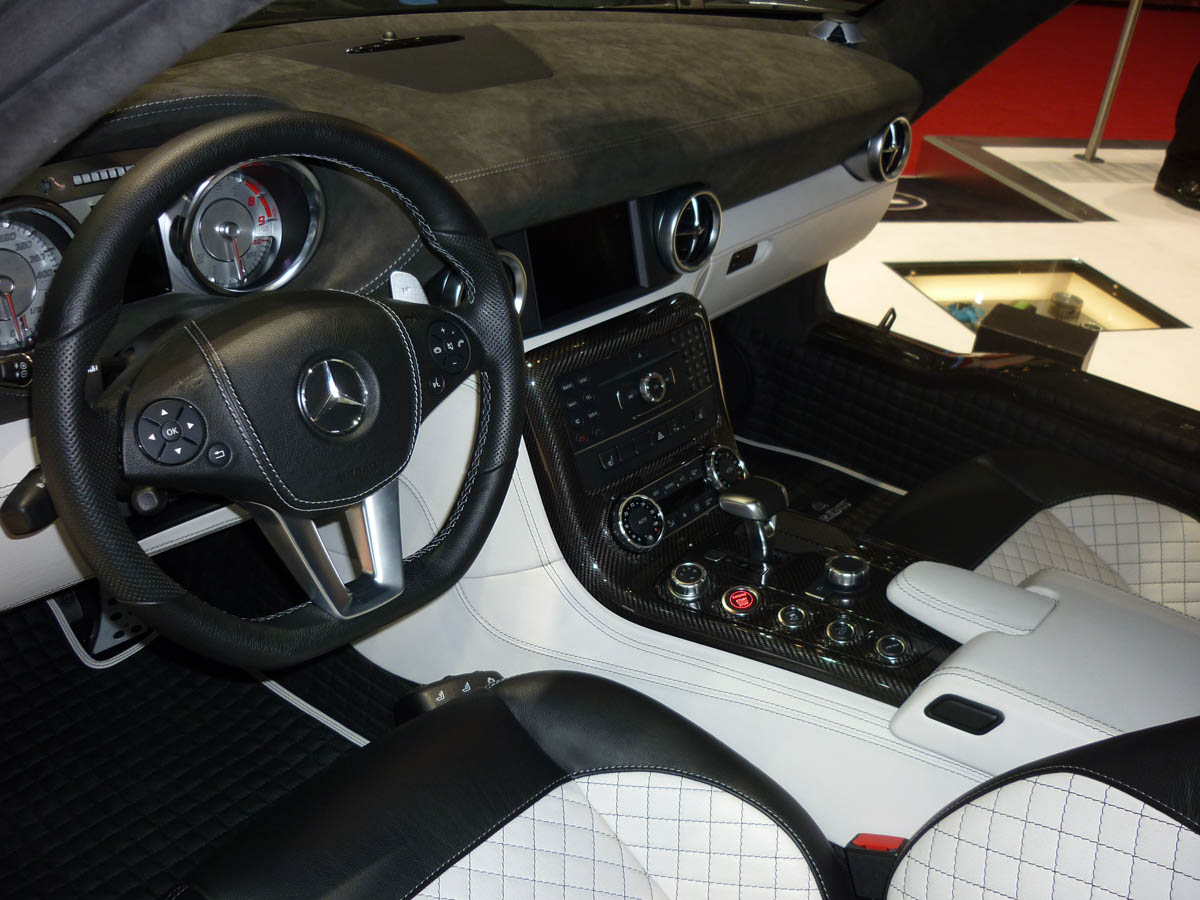 Geneva 2011: Brabus SLS 700 Biturbo